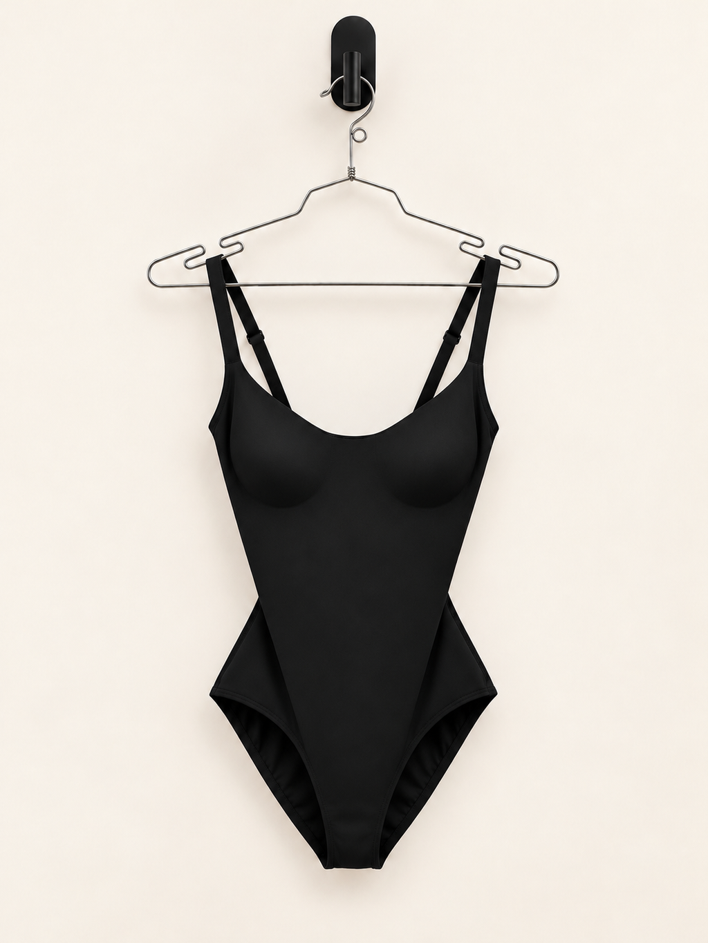 Wolford Mat de Luxe Forming Body in black, front
